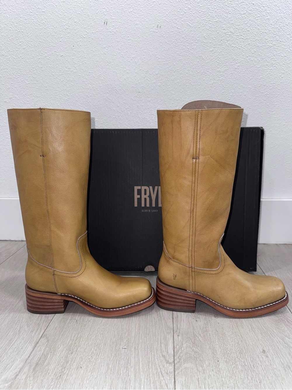 NEW FRYE Campus 14L Boots in Banana Sz: 7.5 - Picture 5 of 13